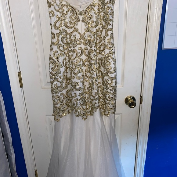 Pageant dress - Picture 3 of 5